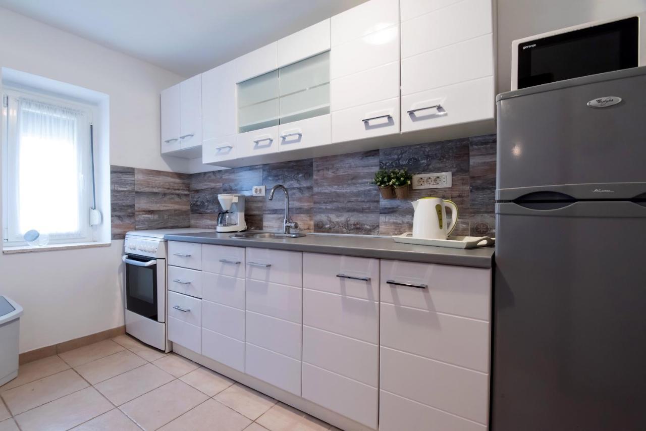 Apartment Luka Arbanasi Zadar Exterior photo